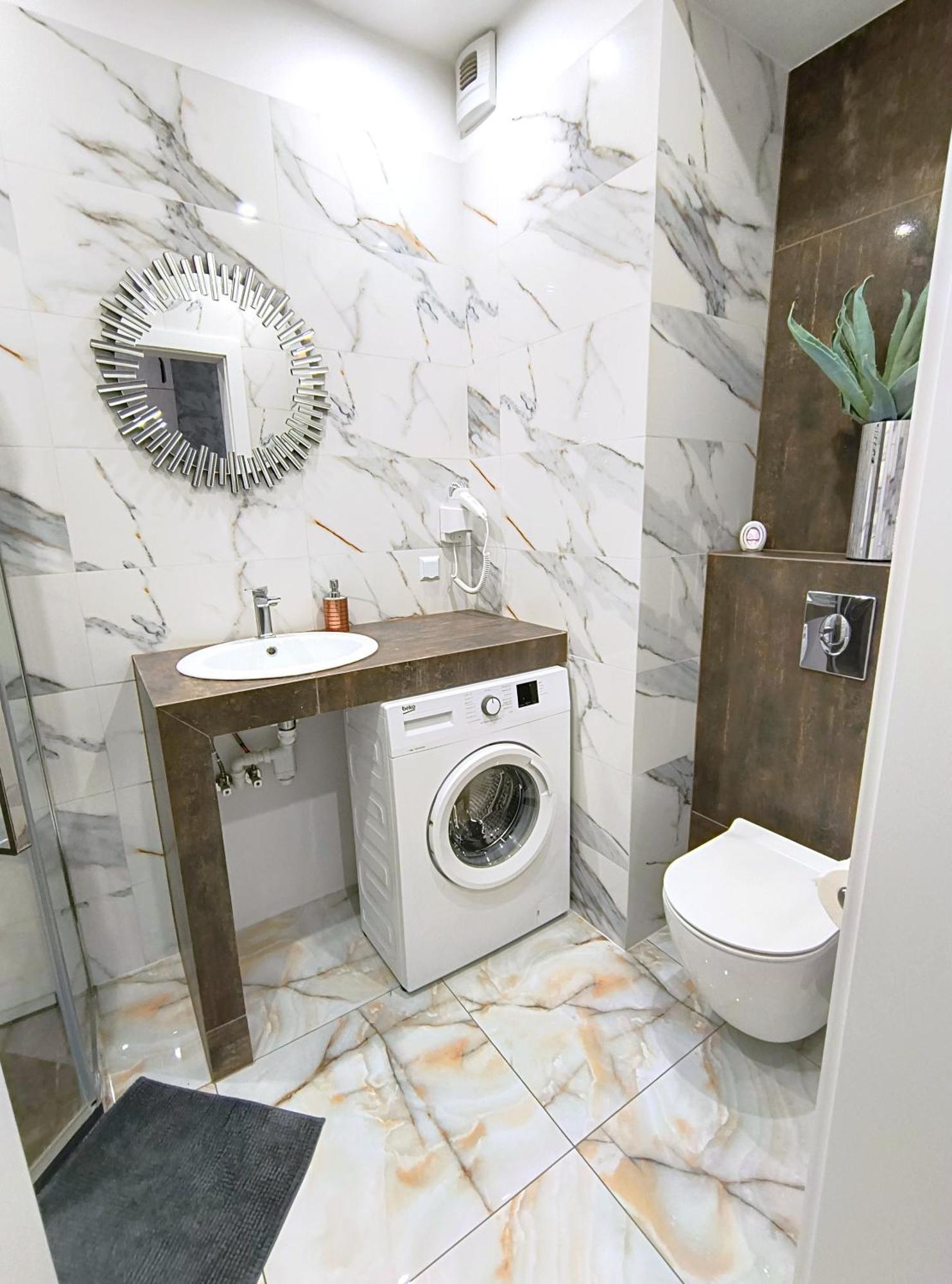 Private Parking, Secure Building - Central Apartments Old Town & Main Station Gdansk Oda fotoğraf
