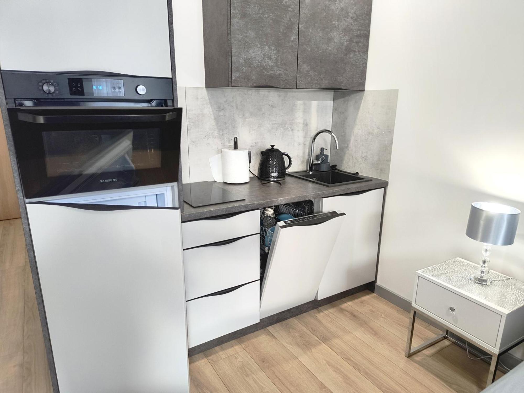 Private Parking, Secure Building - Central Apartments Old Town & Main Station Gdansk Oda fotoğraf